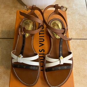 Louis Vuitton Tan and Cream Women's Sandals